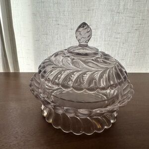 ANTIQUE VICTORIAN EAPG PLUME PATTERN COVERED GLASS BUTTER DISH BY ADAMS CA 1888
